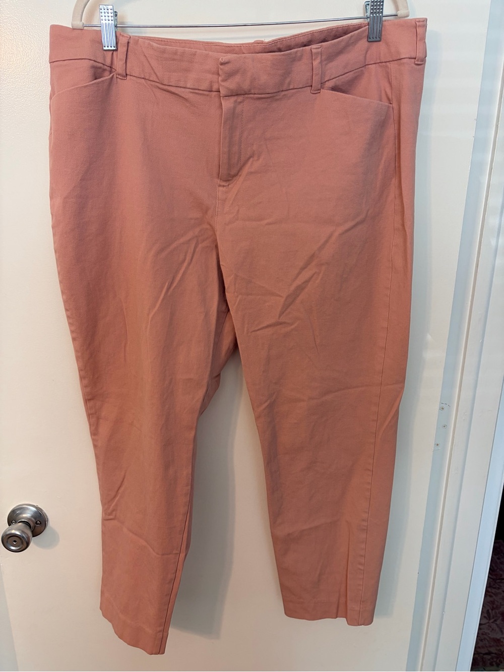 Old Navy Mid Rise Pixie Pants Size 18 Pink Ankle Work Pants